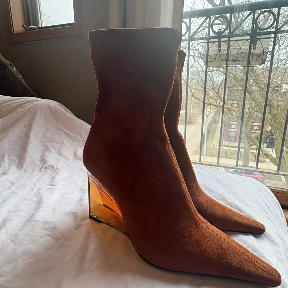 Rust Acrylic Heel boots - Picture 2 of 7